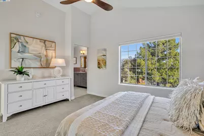 1301 Strawberry Ct, Danville, CA 94526 - Photo 20