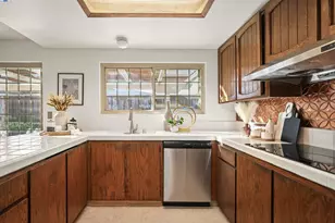 9985 Windsor Way, San Ramon, CA 94583 - Photo 12