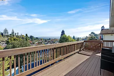 19464 Yuma St, Castro Valley, CA 94546 - Photo 12