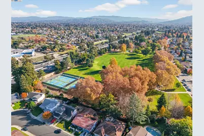 7210 Valley View Ct, Pleasanton, CA 94588 - Photo 44