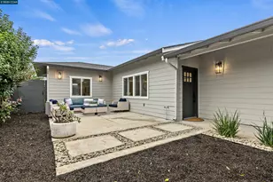 330 Warren Way, Pittsburg, CA 94565 - Photo 2