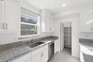 498 Trace Ln, Hayward, CA 94544 - Photo 30