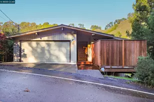 1383 Alvarado Rd, Berkeley, CA 94705 - Photo 2