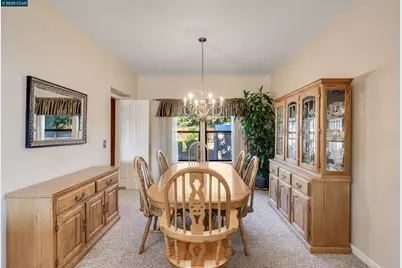 605 Barcelona Dr, Sonoma, CA 95476 - Photo 14