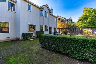 605 Barcelona Dr, Sonoma, CA 95476 - Photo 52