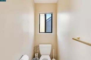 605 Barcelona Dr, Sonoma, CA 95476 - Photo 38