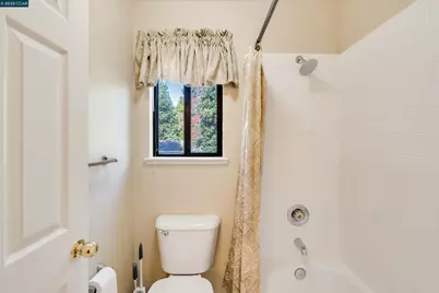 605 Barcelona Dr, Sonoma, CA 95476 - Photo 44