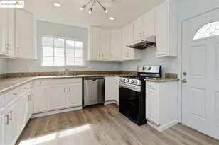 4251 Porter St, Oakland, CA 94619 - Photo 12