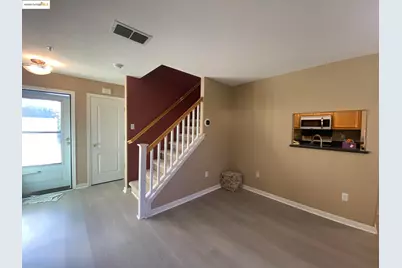 144 Southbridge, Fairfield, CA 94534 - Photo 4