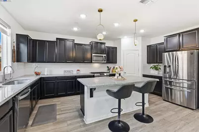 6623 Kittinger Ln, Tracy, CA 95377 - Photo 8