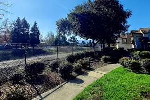 3080 Casadero Ct, Pleasanton, CA 94588 - Photo 6