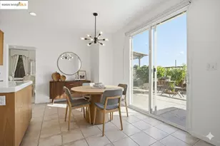 6857 Sunriver Ln, Vallejo, CA 94591 - Photo 22