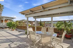 6857 Sunriver Ln, Vallejo, CA 94591 - Photo 48