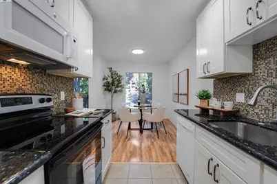 505 Cypress Point Dr #140, Mountain View, CA 94043 - Photo 38