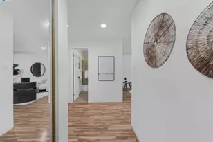 505 Cypress Point Dr, Mountain View, CA 94043 - Photo 12