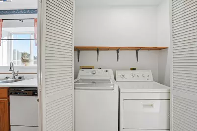 1820 Dalessi Ln, Pinole, CA 94564 - Photo 32