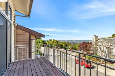 1881 Grand View Drive, Oakland, CA 94618 - Photo 6
