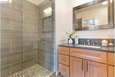 1881 Grand View Drive, Oakland, CA 94618 - Photo 28