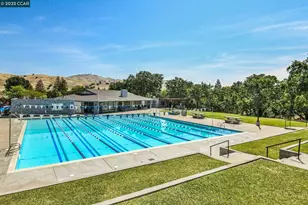 41 Mt Shasta Pl, Clayton, CA 94517 - Photo 32