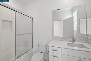 967 24th St, Oakland, CA 94607 - Photo 30