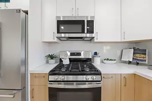 1346 Manor Dr, San Pablo, CA 94806 - Photo 16