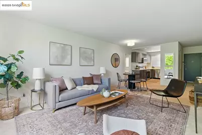 2601 College Ave #203, Berkeley, CA 94704 - Photo 6