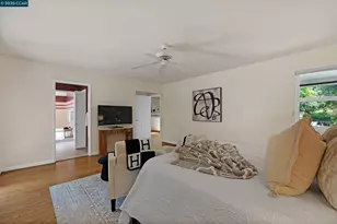 345 Shire Oaks Ct, Lafayette, CA 94549 - Photo 24