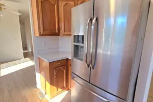 189 Kona Cir, Pittsburg, CA 94565 - Photo 6