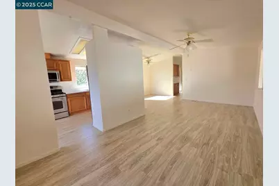 189 Kona Cir, Pittsburg, CA 94565 - Photo 22