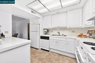 1400 Ptarmigan Dr, Walnut Creek, CA 94595 - Photo 10