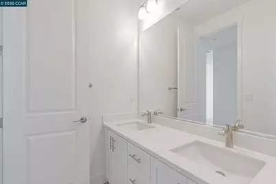 16166 Poulson Street, Lathrop, CA 95330 - Photo 42