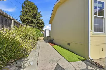 29413 Sandburg Way, Hayward, CA 94544 - Photo 32