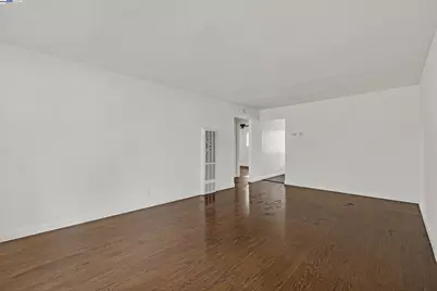 3328 66th Ave, Oakland, CA 94605 - Photo 12
