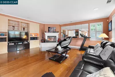 995 Rosehedge Ct, Concord, CA 94521 - Photo 24