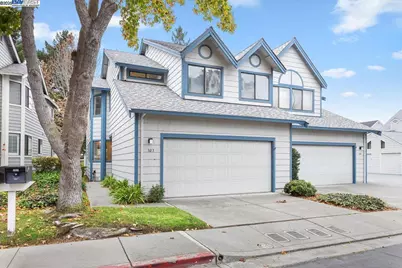 303 Delmonte Way, Pinole, CA 94564 - Photo 1