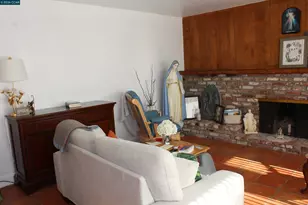 330 W Cypress Rd, Oakley, CA 94561 - Photo 10