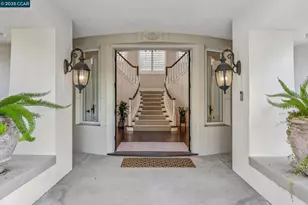 291 Barrington Ln, Alamo, CA 94507 - Photo 2