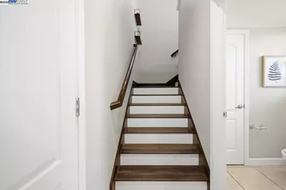 1504 Middle Ln, Hayward, CA 94545 - Photo 28