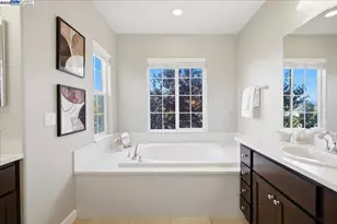 1504 Middle Ln, Hayward, CA 94545 - Photo 52