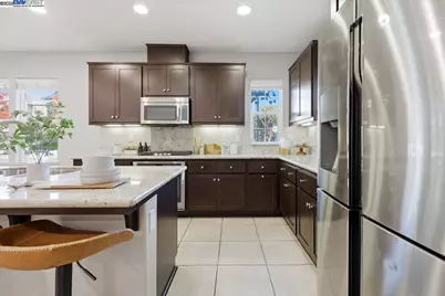 1504 Middle Ln, Hayward, CA 94545 - Photo 20