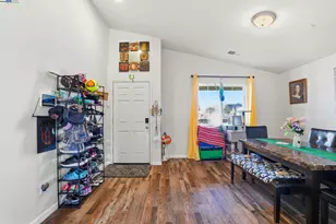 296 Dena Ct, Merced, CA 95341 - Photo 16