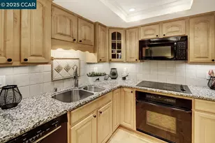 2748 Ptarmigan Dr, Walnut Creek, CA 94595 - Photo 10