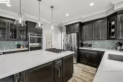 2127 Prestwick Dr, Discovery Bay, CA 94505 - Photo 14