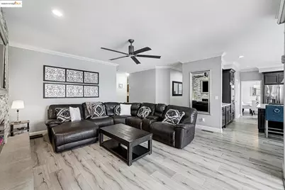 2127 Prestwick Dr, Discovery Bay, CA 94505 - Photo 18