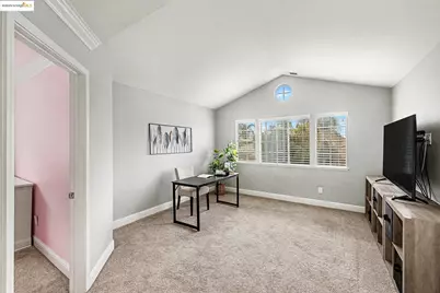 2127 Prestwick Dr, Discovery Bay, CA 94505 - Photo 36