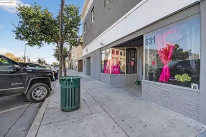 631 I St, Los Banos, CA 93635 - Photo 24