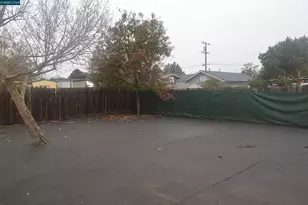 43 Bay Dr, Bay Point, CA 94565 - Photo 18