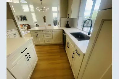 2117 Mark Twain Dr, Antioch, CA 94531 - Photo 12