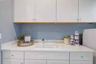 1371 Crescent Ave, Manteca, CA 95336 - Photo 40