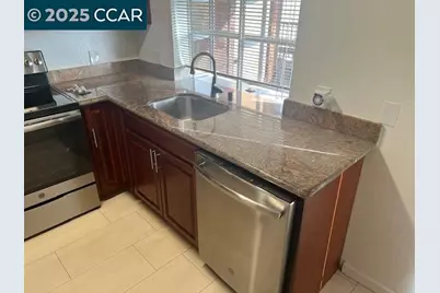 1975 Bonifacio St #5, Concord, CA 94520 - Photo 10